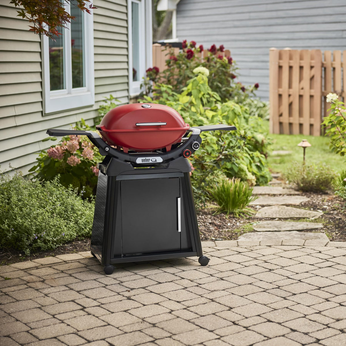 Liquid Propane Grill with Stand T86778